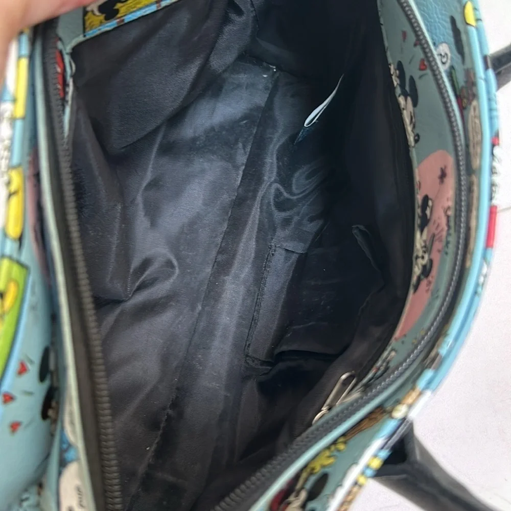 Disney brand robin’s